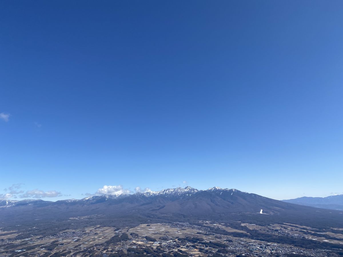 澄んだ青空 富士見パノラマリゾート 総合スノー施設 スキー場 長野県富士見町